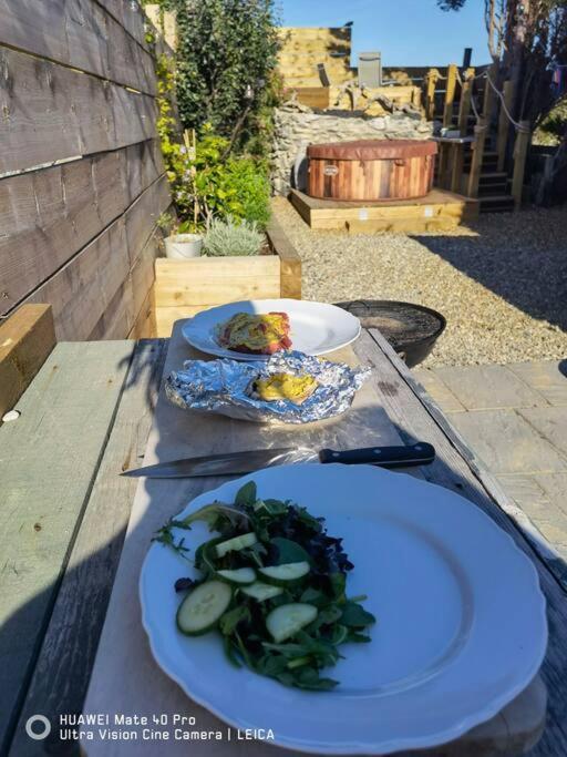 Brynglas Cottage With Hot Tub, Anglesey. Llanfachraeth Buitenkant foto